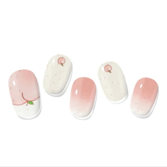 Peachy gel nail kit - Picture 2 of 6